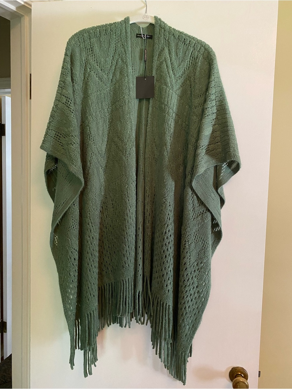 Do everything in love Soft Sage Knit Geometric Crochet
